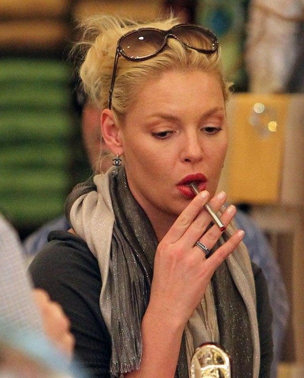 katherineheigl-electroniccigarette